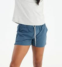 Load image into Gallery viewer, Women’s Latitude Short Dusk Blue
