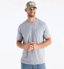 Load image into Gallery viewer, Men&#39;s Bamboo Heritage Pocket Tee Light Heather Grey
